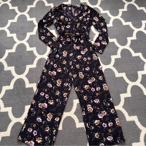 MIAMI women’s medium floral jumpsuit in deep purple so cute!